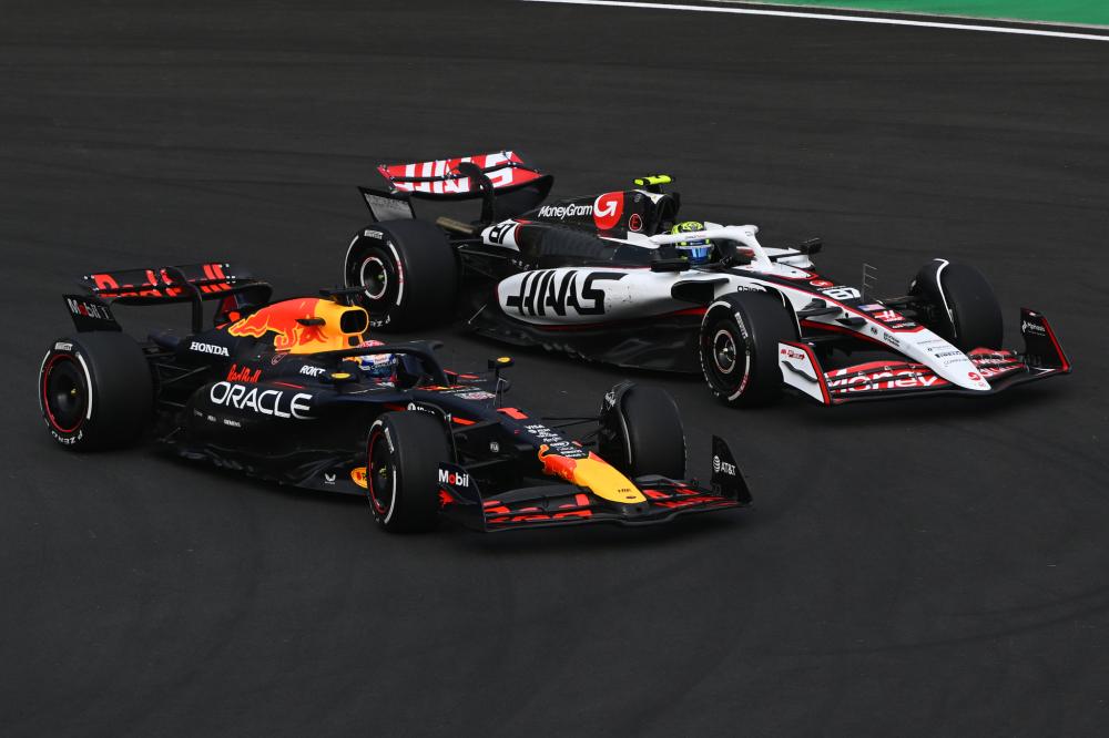 岁天,秘鲁老将格雷罗成为南美世预赛最年长进球球员.